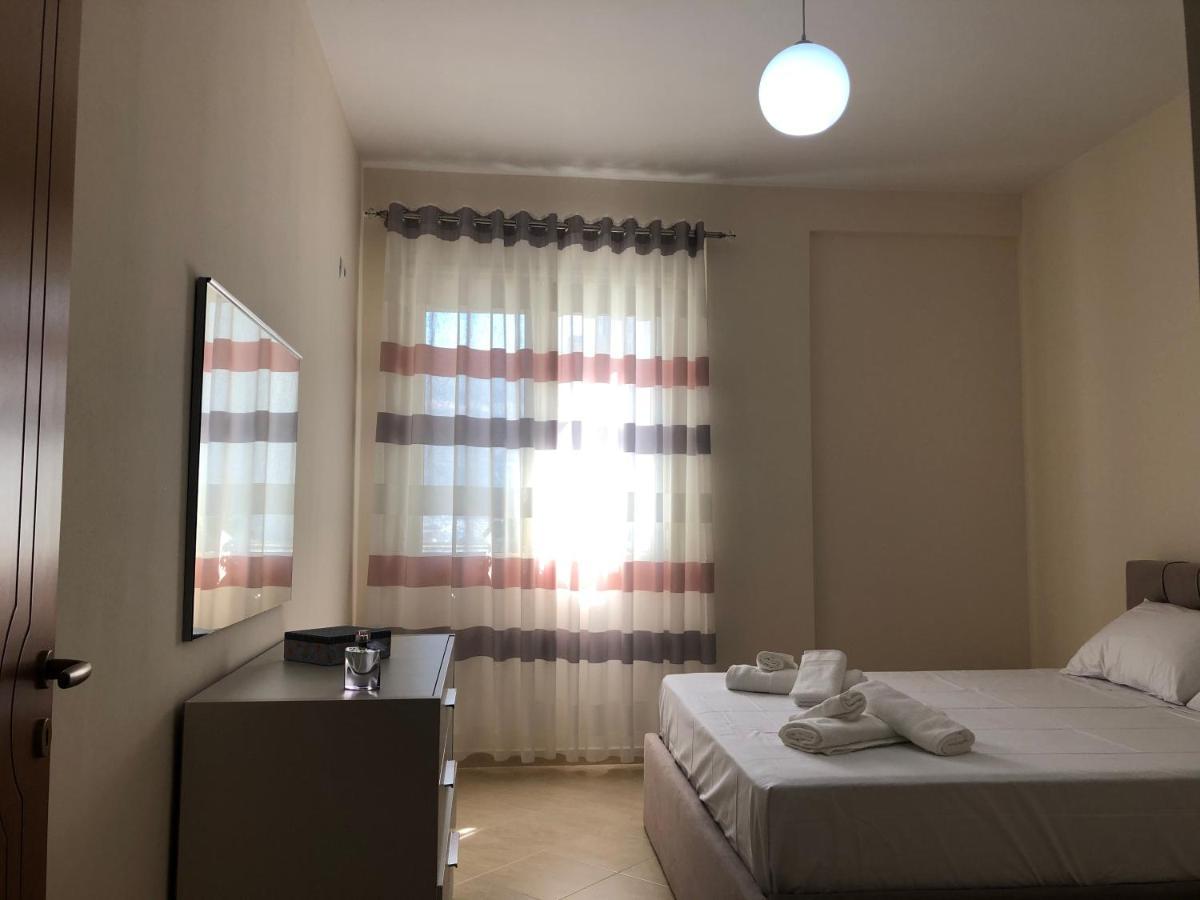 Rooftop Apartments Lungomare Vlore Luaran gambar